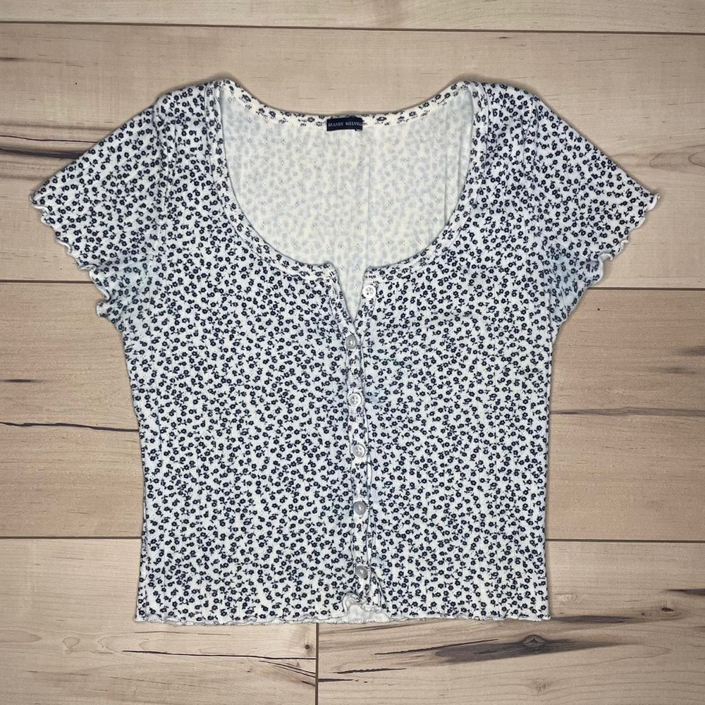 Brandy Melville White and Navy Floral Zelly Crop Top